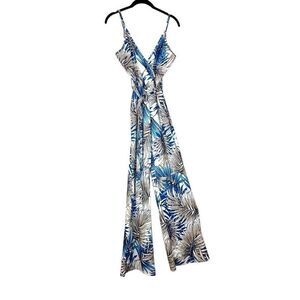 NWOT Soho Chic Palm Leaf Print Straight Leg One Piece Jumpsuit Blue White Small